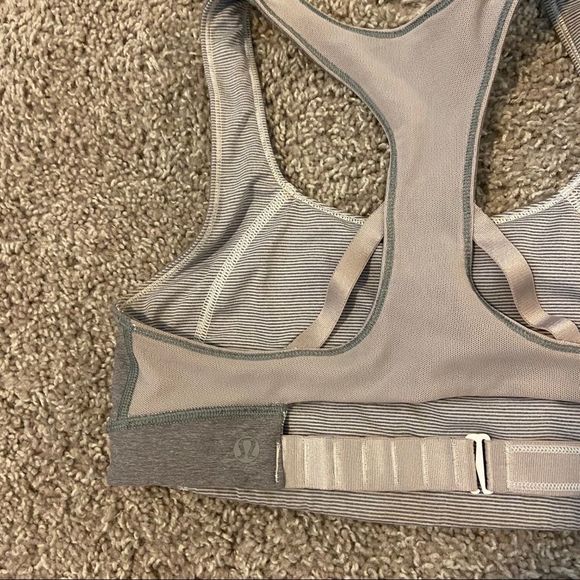 Reversible Lululemon Bra - Picture 2 of 5